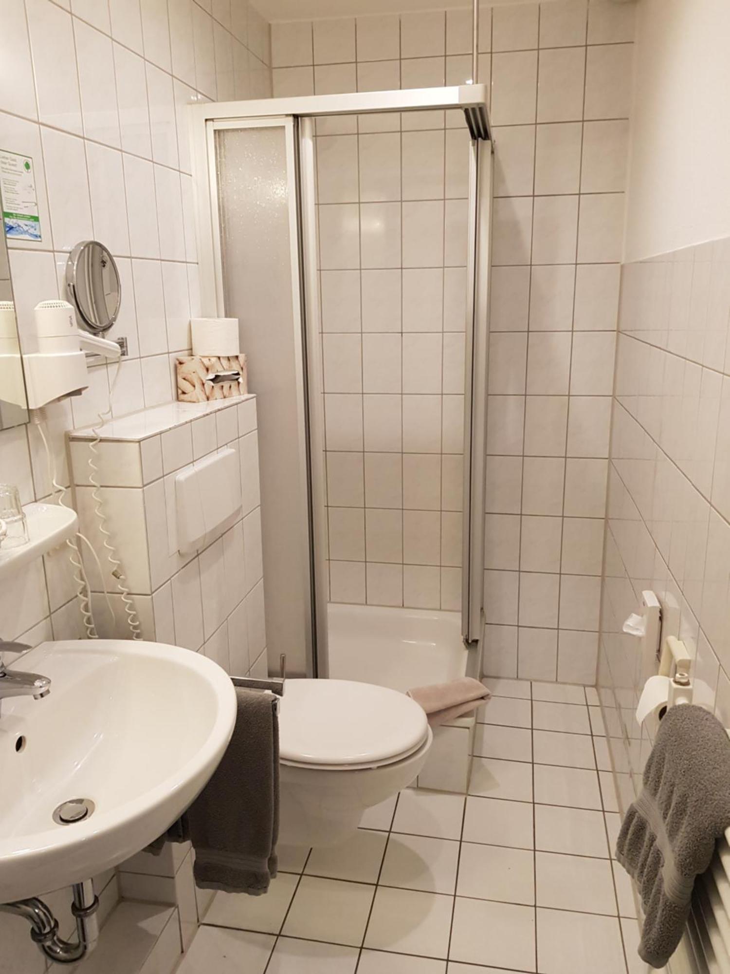 Hotel Muehleneck Schortens Bagian luar foto