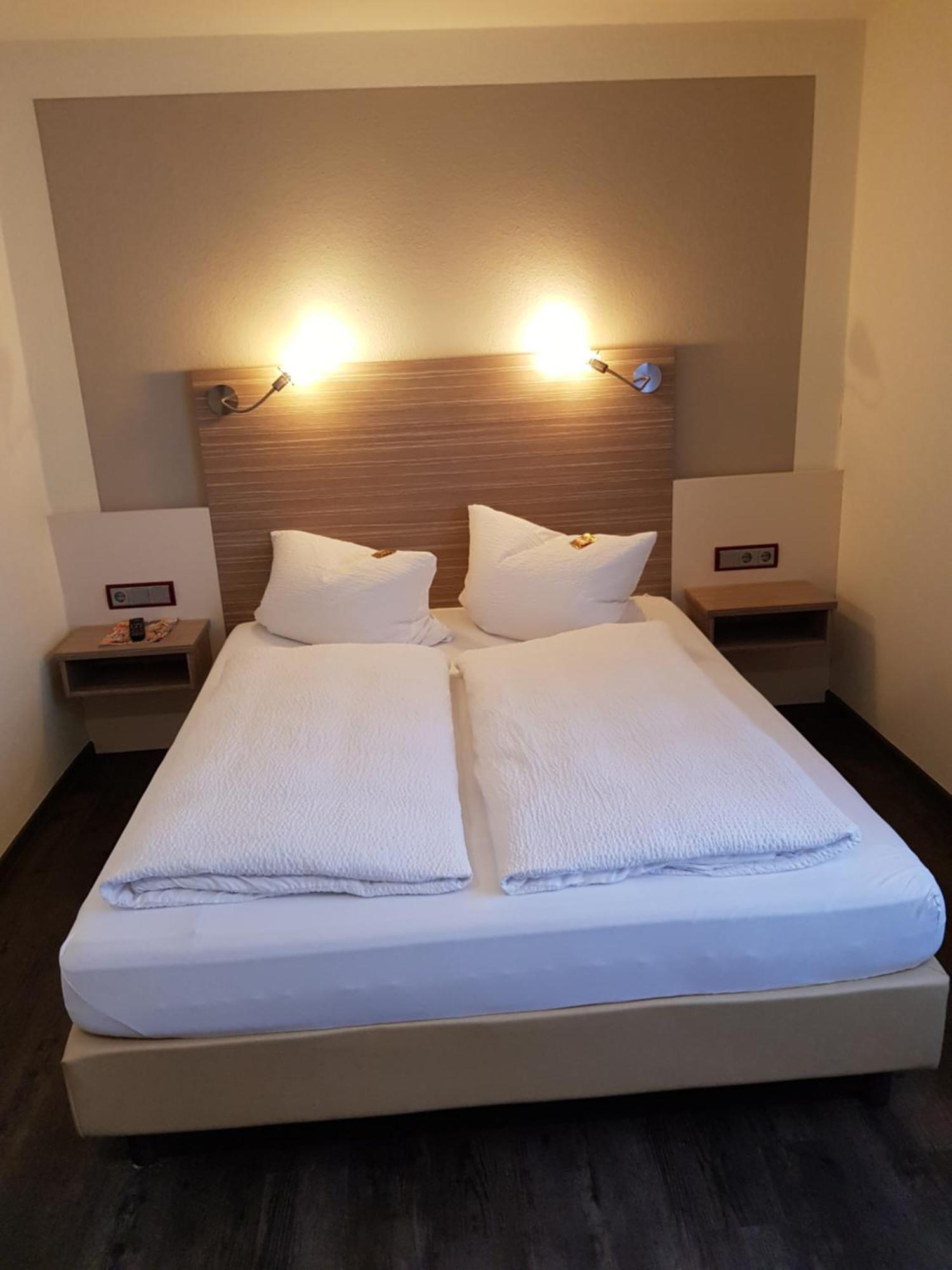 Hotel Muehleneck Schortens Bagian luar foto